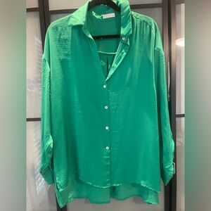 Elegant Green Women's Blouse